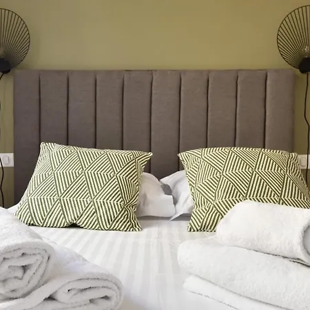 Apartment Modern 3-br In Center 5 Minutes From Palais And Beache *